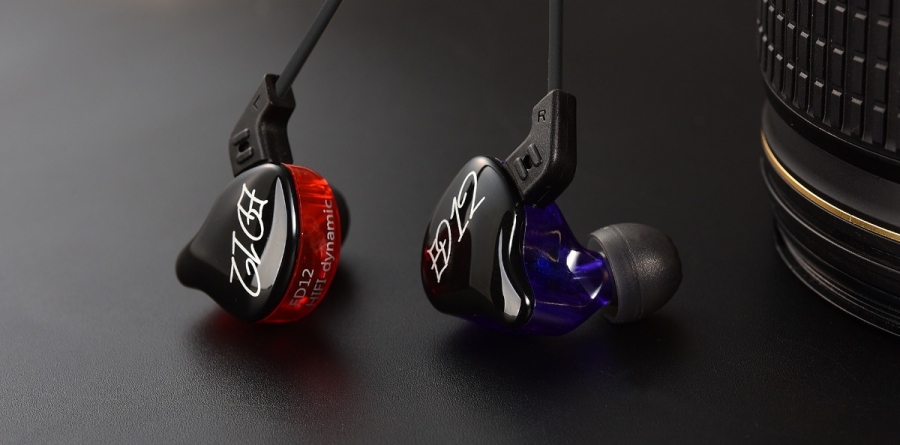 KZ ED12 con Microfono Monitoreo KZ ED12 con Microfono Monitoreo