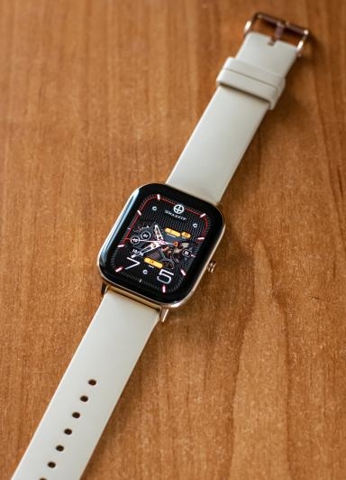 Xiaomi Amazfit GTS Desert Gold Xiaomi Amazfit GTS Desert Gold